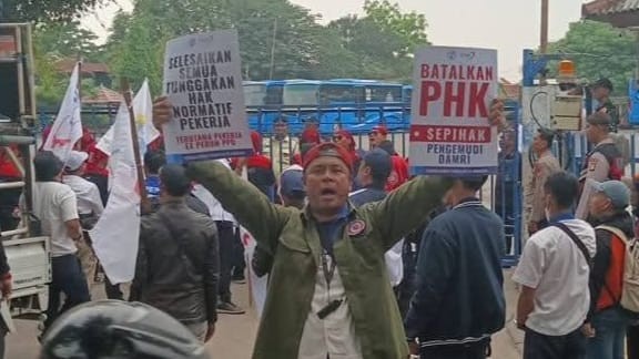 Tolak PHK, FSPMI Minta Penyelesaian Pelanggaran Hak Pekerja Perum DAMRI
