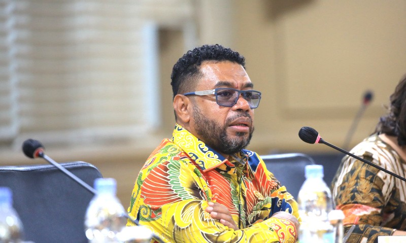 Dana Otsus Kena Pemotongan, Filep Wamafma Sampaikan 4 Poin Pandangannya