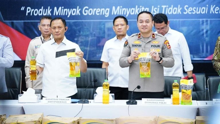 Polri Temukan 10.650 Liter Minyakita Hasil Kecurangan Takaran di Depok