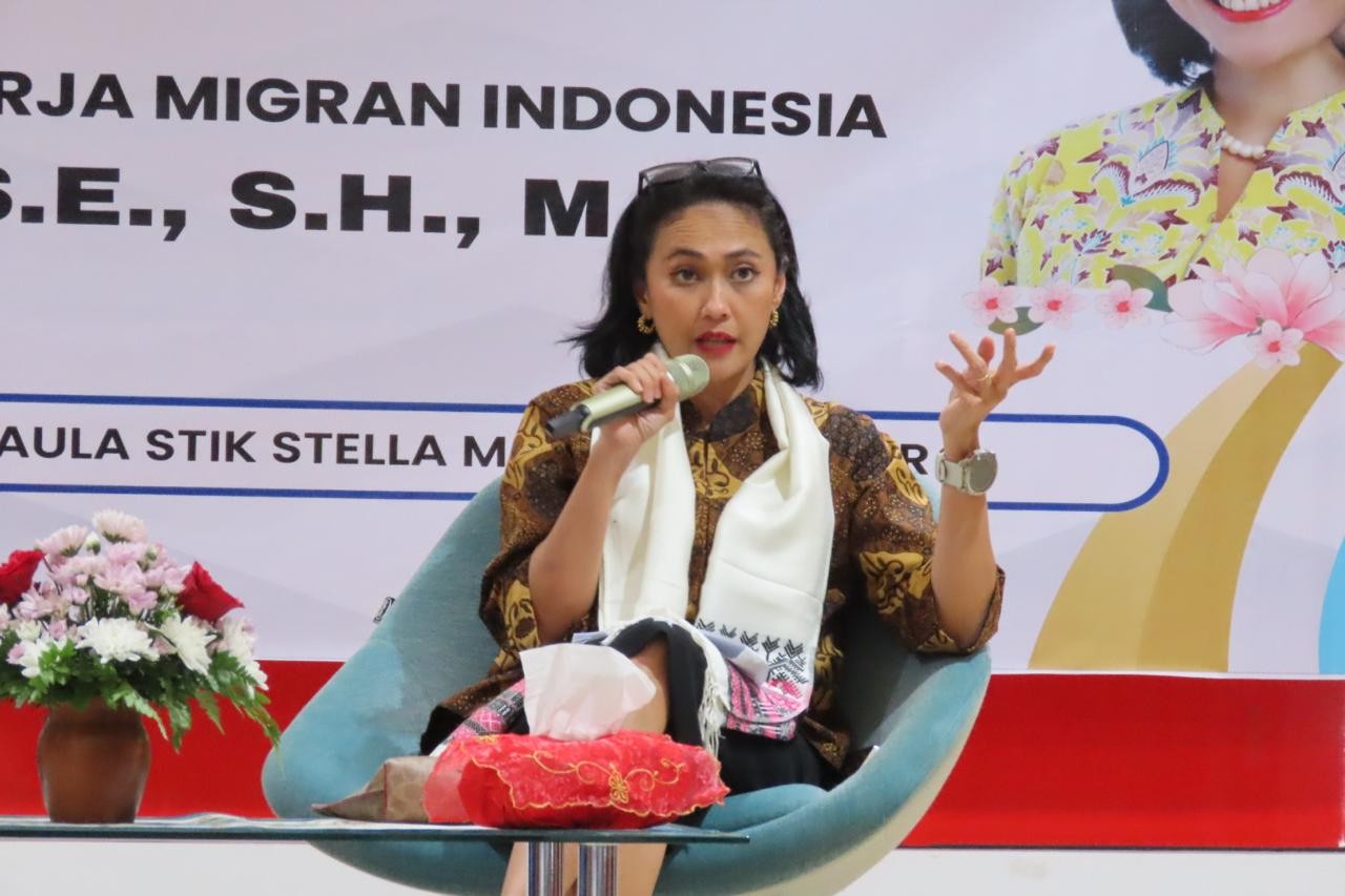 Peluang Jadi Perawat di Luar Negeri, Wamen Christina: Banyak Lansia Pilih Hidup Sendiri