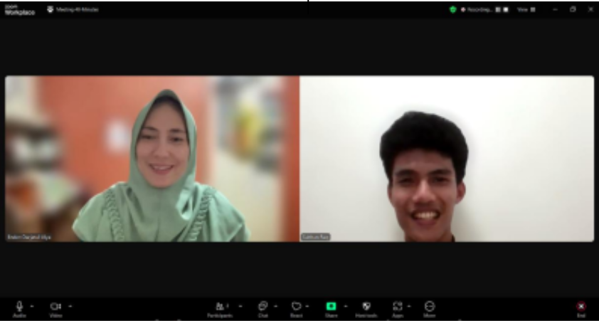 Pengabdian Diri Dalam Dunia Komunikasi dan Sosial