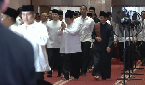 Presiden dan Wakil Presiden Shalat Idul Fitri Bareng Masyarakat di Masjid Istiqlal