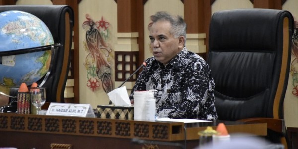 Haidar Alwi: Tarif Impor 32% Bukan Bencana, Tapi Filter Strategis