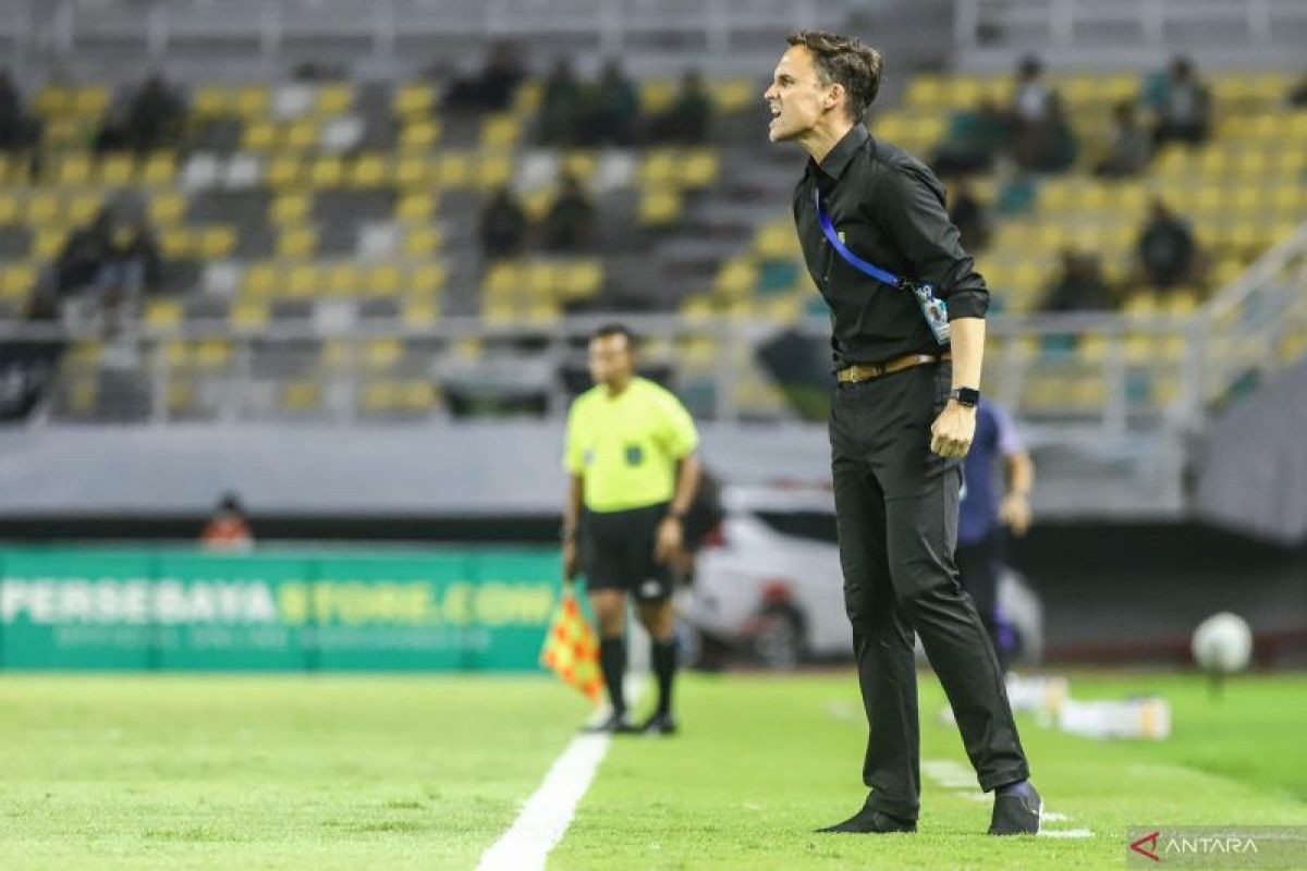 Lawan Persija di GBK, Paul Munster Yakin Persebaya Bakal Bawa Pulang Tiga Poin