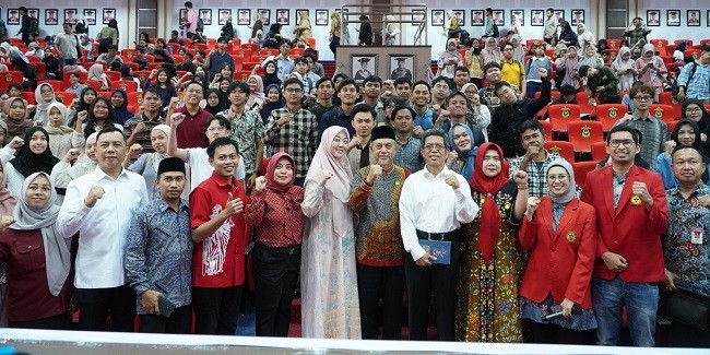 Dihadapan Mahasiswa Unhas, Tamsil Linrung Terangkan Peran Strategis DPD dalam Mengawal Asta Cita Presiden Prabowo