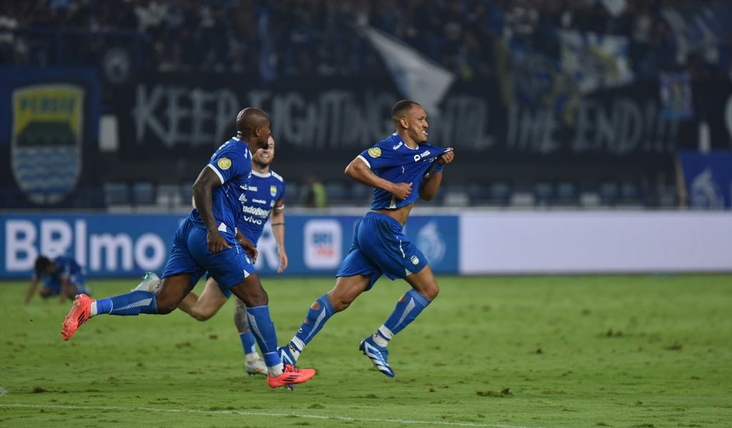 Persib Makin Mantap di Puncak Klasemen Liga 1 Usai Kalahkan Bali United