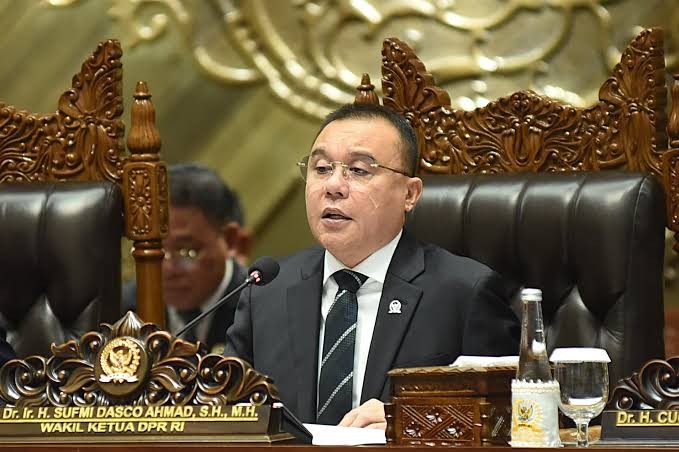 Silaturahmi dan Dialogis: Teladan Politik Sufmi Dasco Ahmad