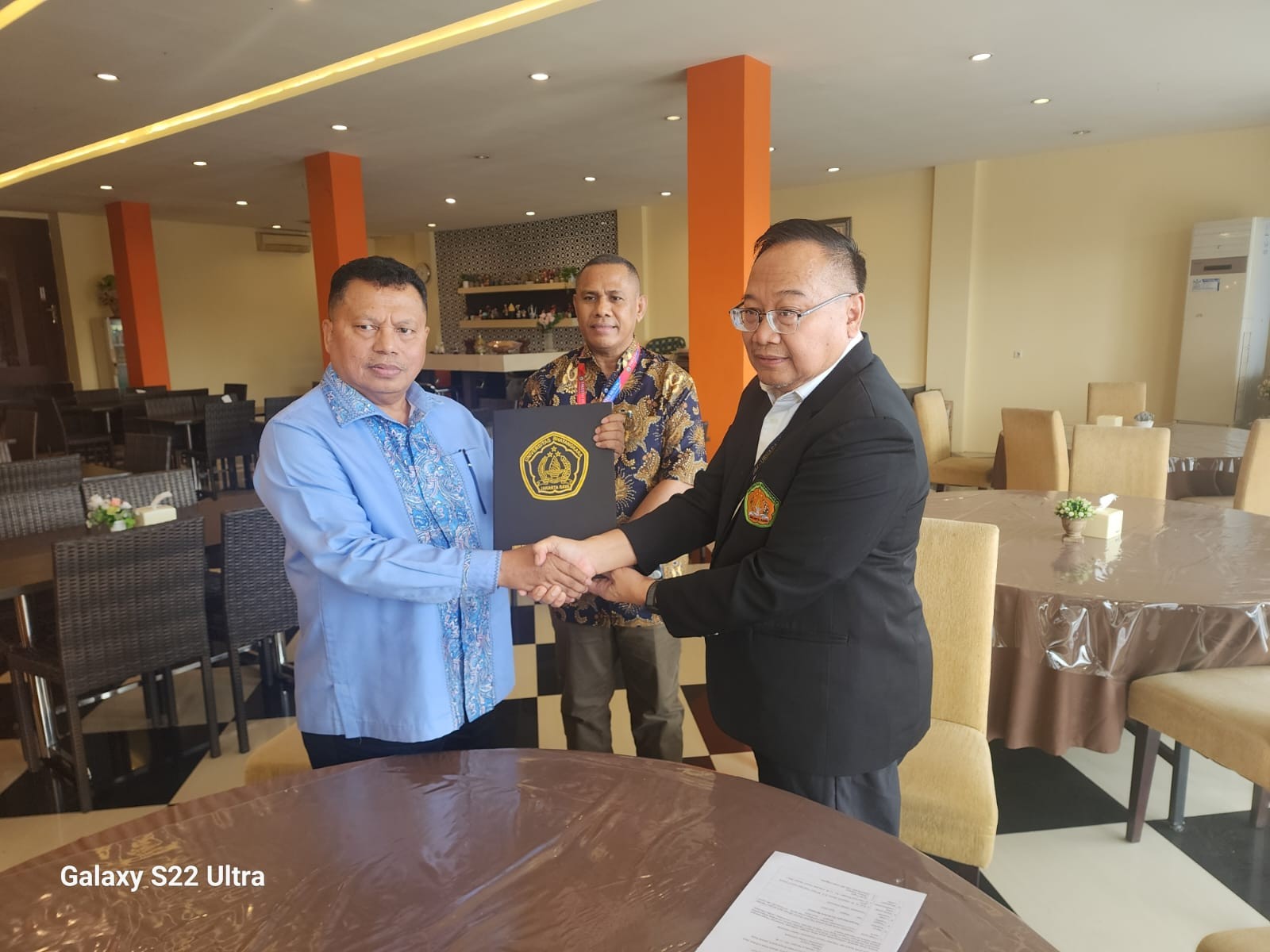 Kolaborasi Universitas Bhayangkara Jaya  dan Universitas Caritas Indonesia  Monokwari Kembangkan Kurikulum Antar Fakultas Hukum