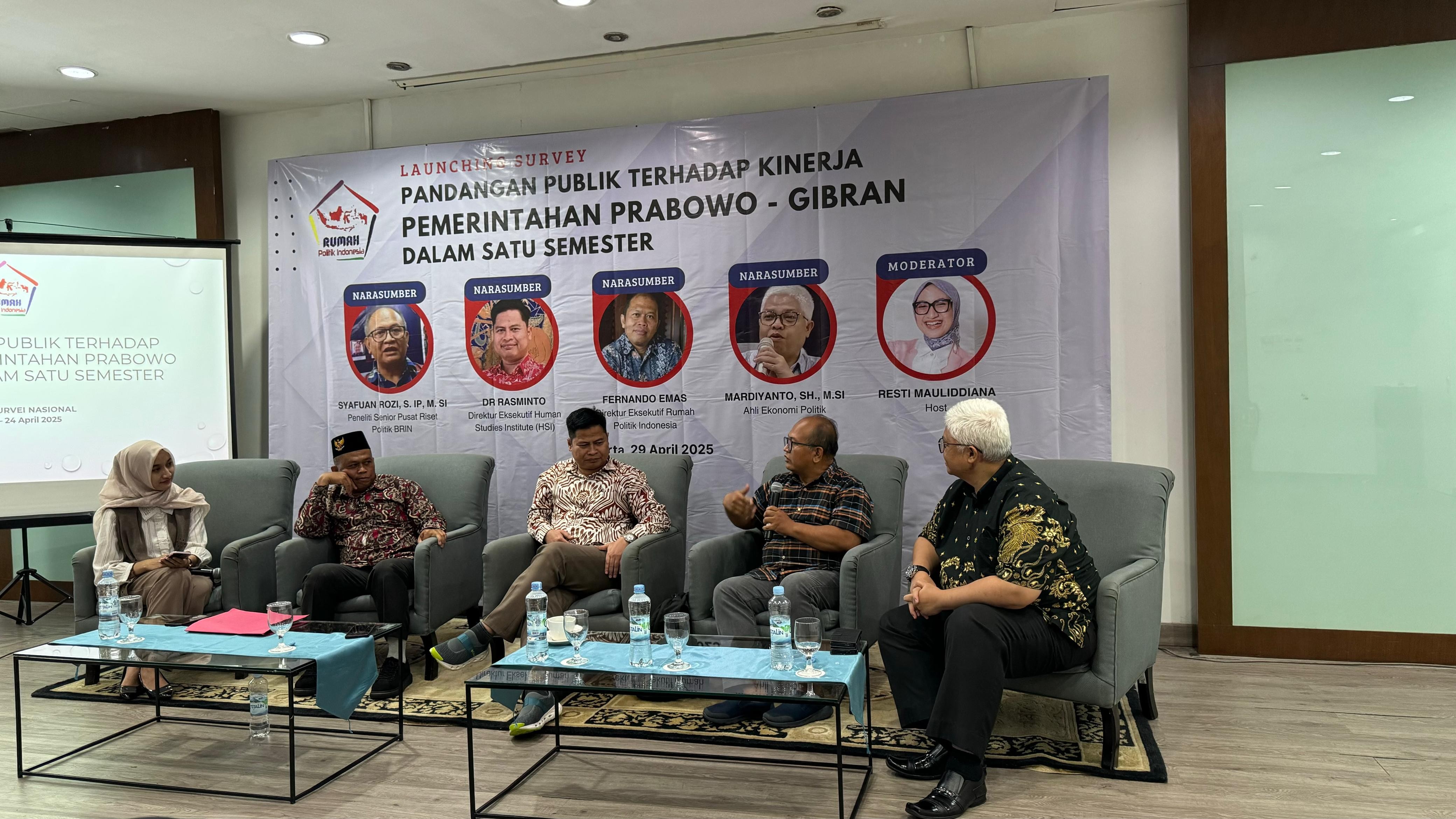 Hasil Survei, Mayoritas Masyarakat Puas dengan Kinerja Wapres Gibran