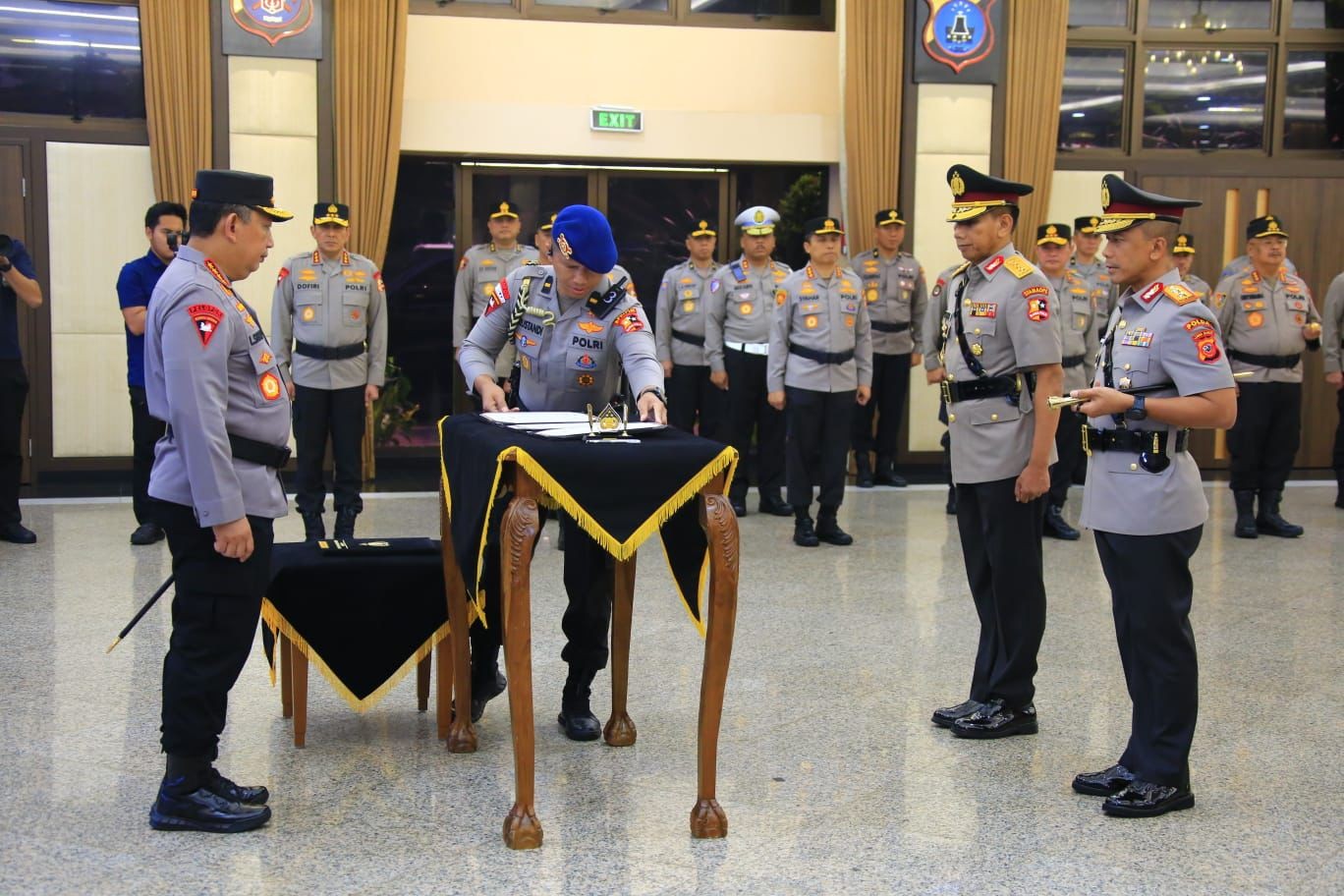 Kapolri Pimpin Sertijab, Irjen Rudi Setiawan Resmi Jabat Kapolda Jabar