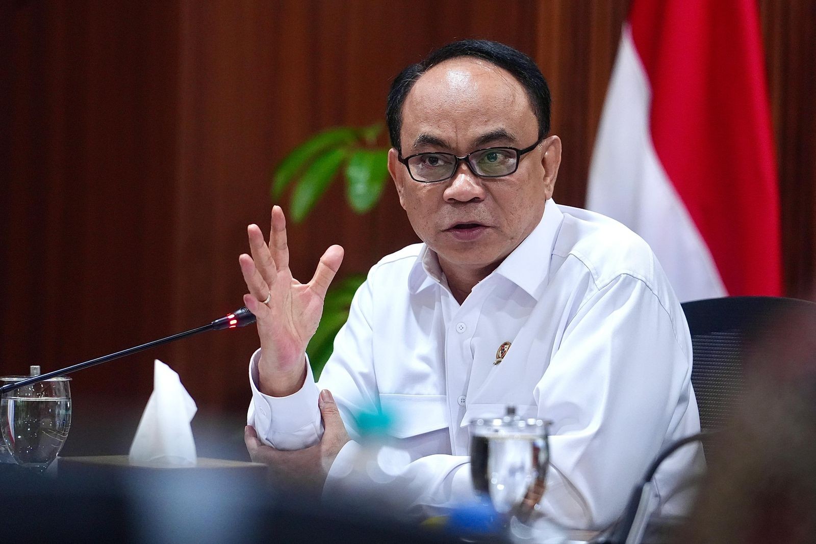 Menkop Bakal Hadiri Pelantikan Paus Leo XIV di Vatikan