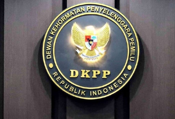 DKPP Jatuhkan Sanksi Peringatan  Kepada Ketua dan Anggota KPU Papua Barat