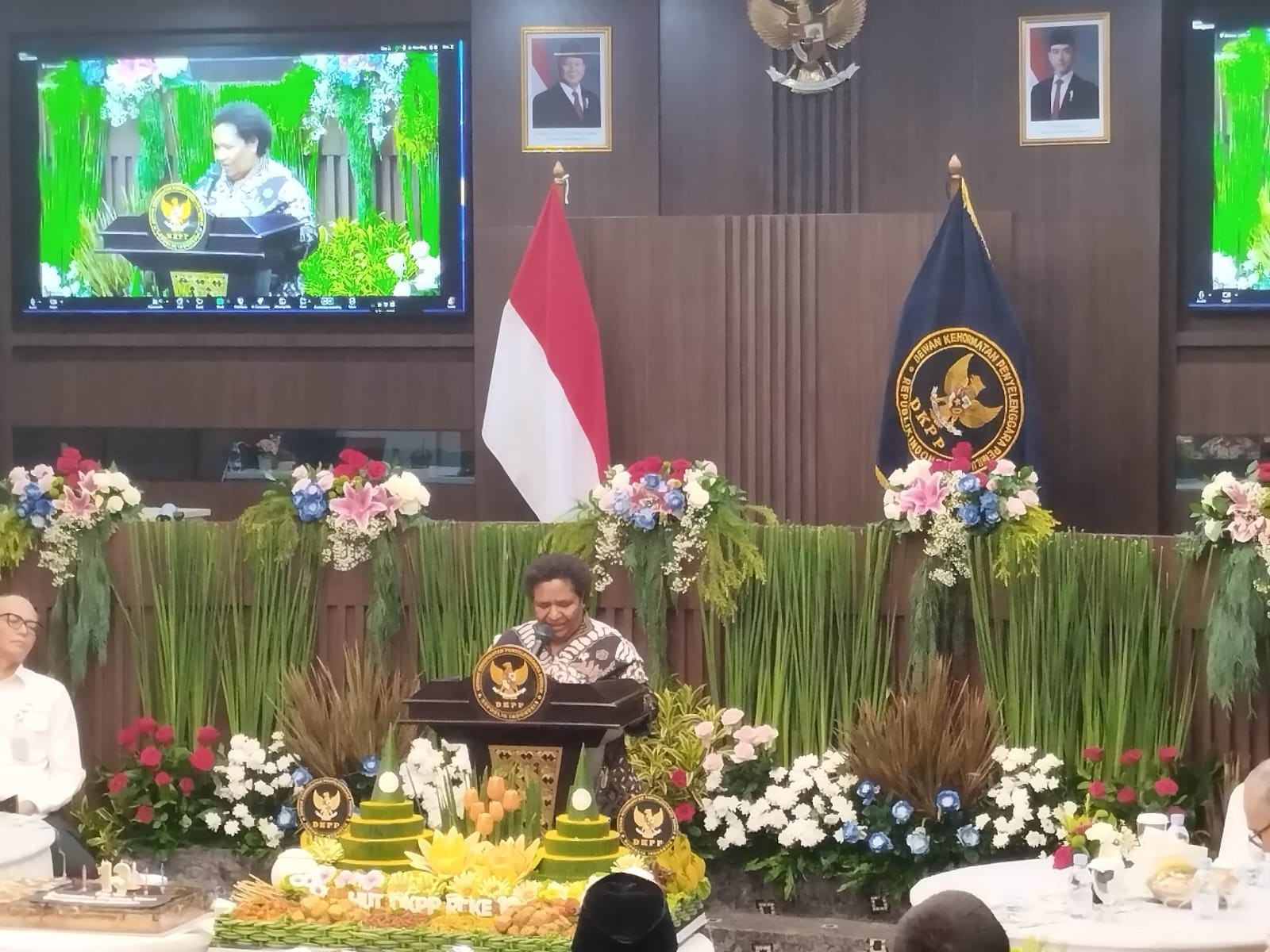 Wamendagri Apresiasi Kinerja DKPP dalam Tangani Ribuan Pengaduan Etik