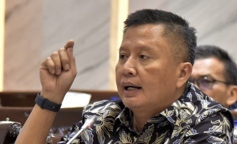 Harga Minyak Meroket Usai AS Serang Iran, Pemerintah Harus Antisipasi Beban APBN