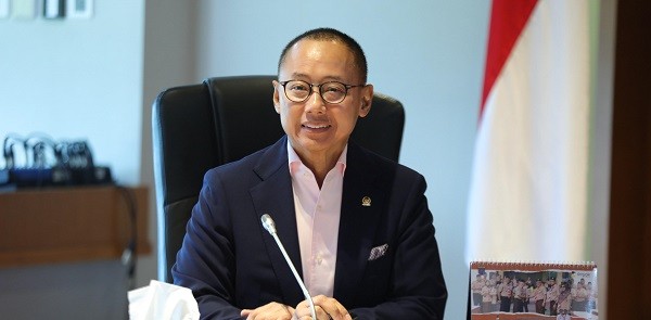 Pimpinan MPR Ucapkan Selamat Hari Bhayangkara, Kolaborasi Dukung Pembangunan Berkelanjutan
