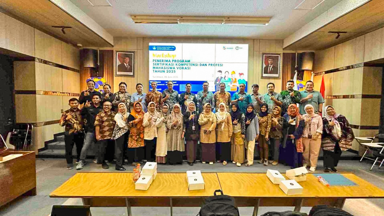 Jalankan Program SDGs, LSP Unusa Terima Hibah Ujikom untuk 85 Mahasiswa Vokasi