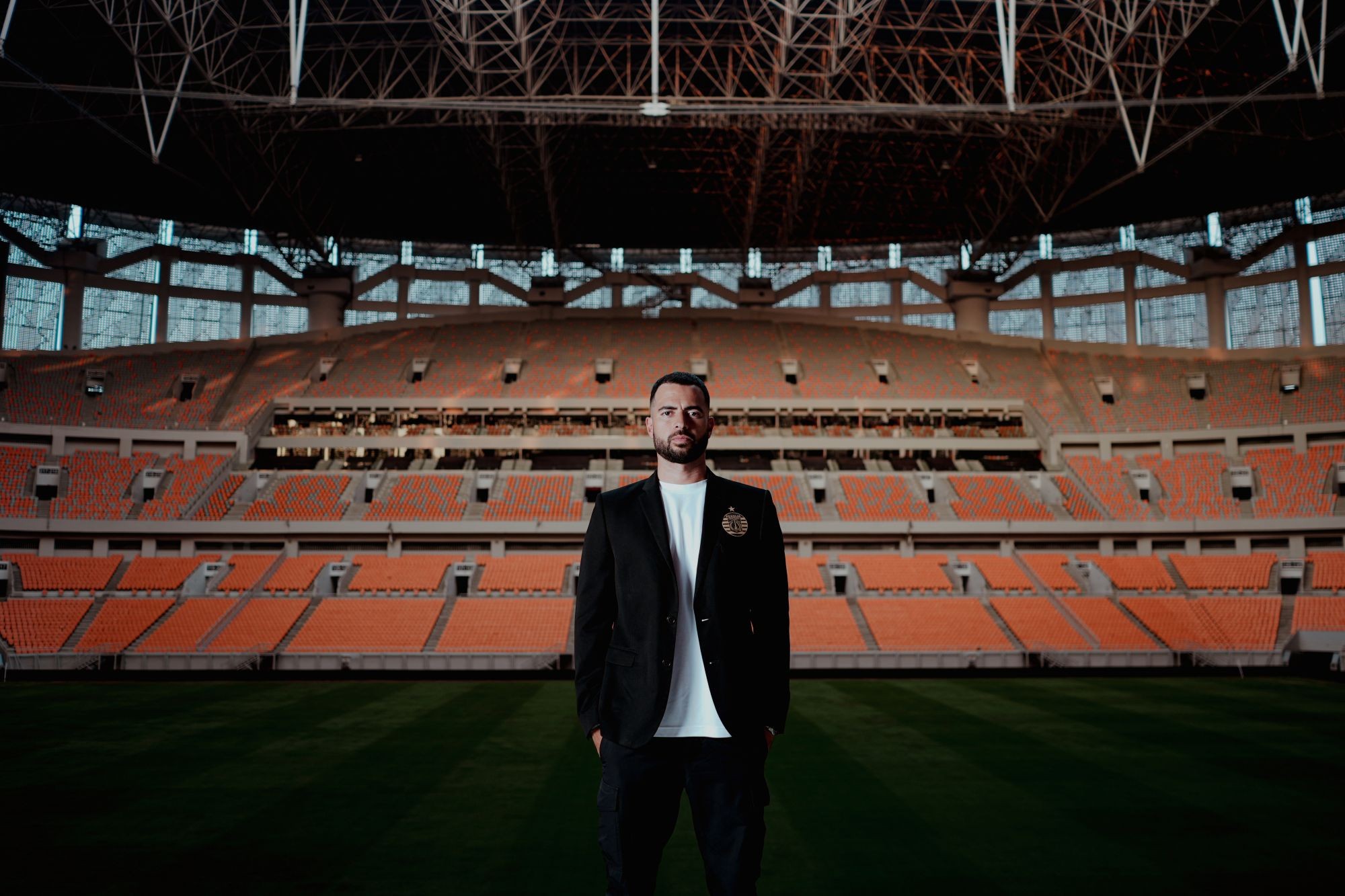 Persija Buat Kejutan Besar: Jordi Amat Jadi Benteng Kokoh Pertahanan Macan Kemayoran