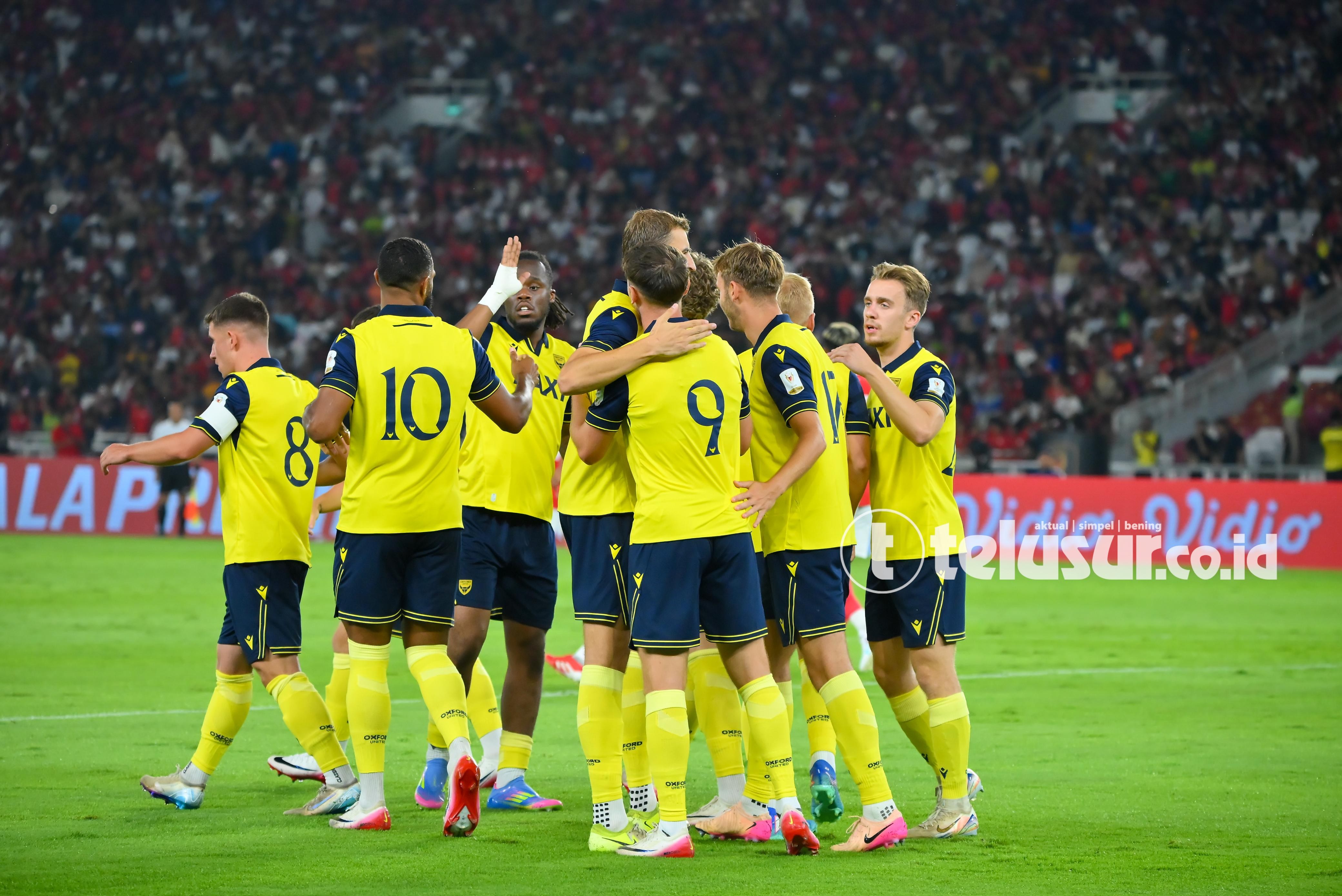 FOTO: Opening Ceremony Piala Presiden 2025, Oxford United Kalahkan Liga Indonesia All Star 6-3