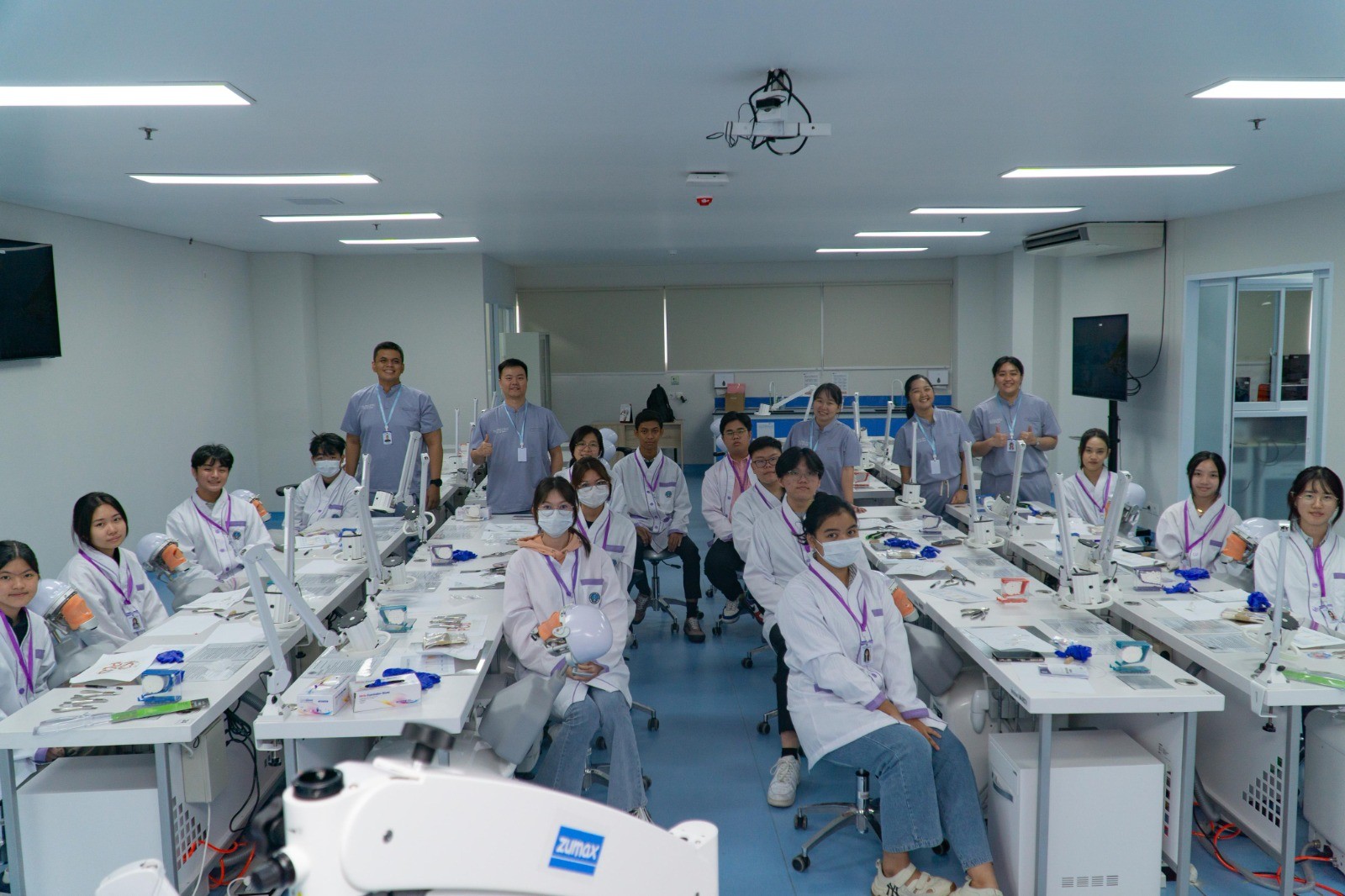 Petradent Discovery Camp, Intip Keseruan Program Anak SMA jadi Dokter Gigi