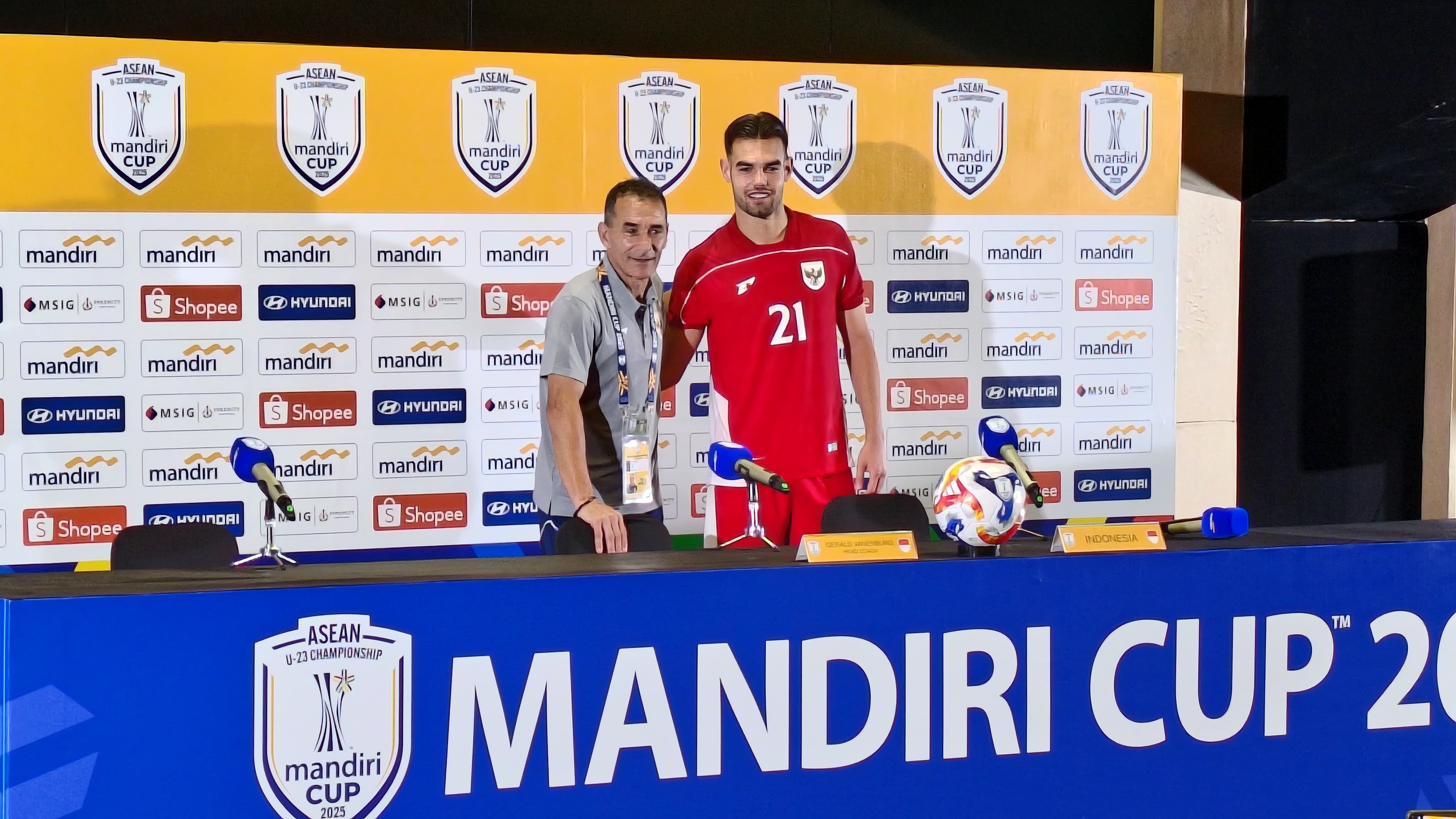 Cetak Dobel Hattrick dan Paksa Bermain Meski Cedera, Jens Raven: Cuma Keram Saja, Siap Main Lawan Filipina