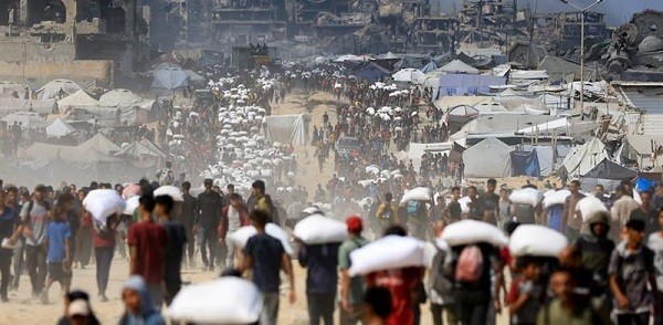 Pasukan Israel Bantai Puluhan Warga Palestina yang Kelaparan di Tengah Bencana Bantuan Gaza