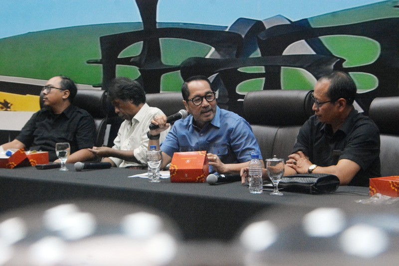 Diskusi Konstitusi dan Demokrasi Indonesia