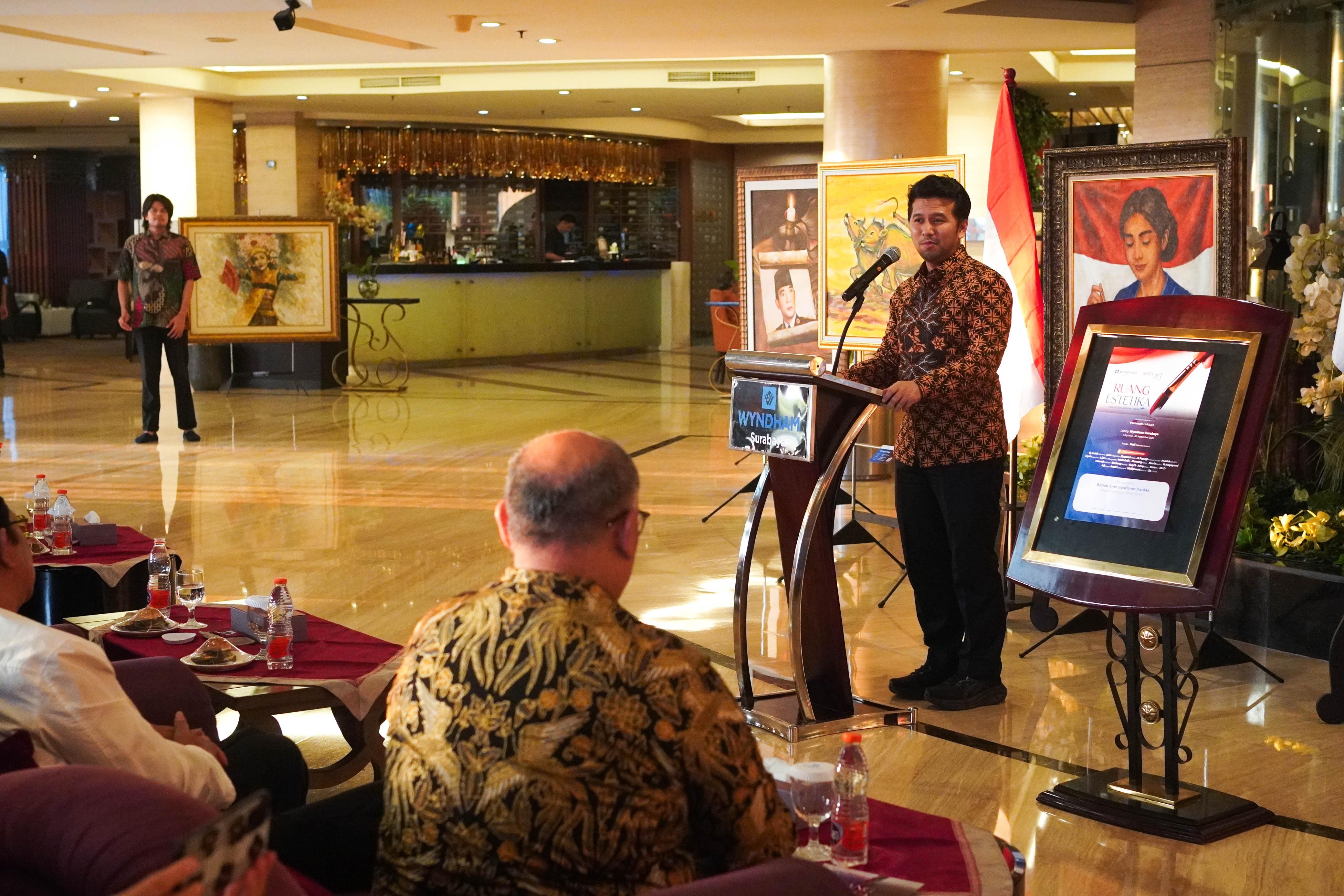 Wyndham Surabaya City Centre Sambut Kemerdekaan dengan Pameran Lukisan “Ruang Estetika - Merdeka dalam Rupa”