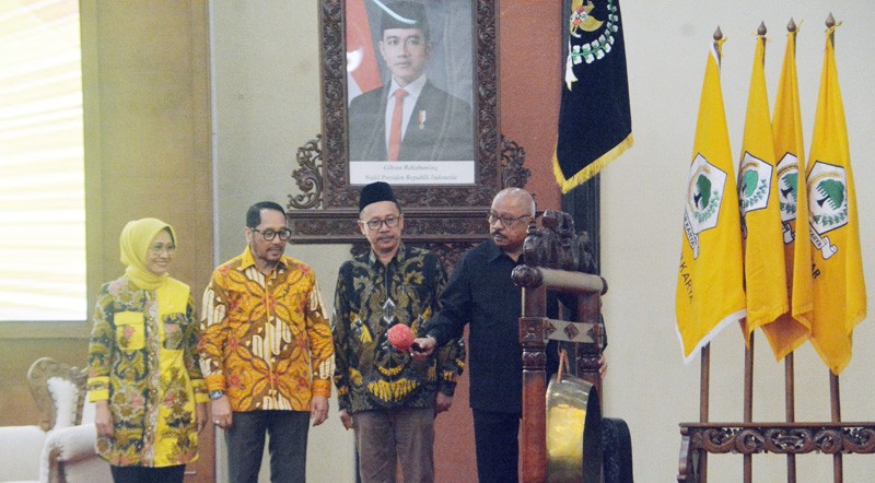 Sarasehan Nasional Fraksi Partai GOLKAR MPR RI Tema “Merumuskan Kembali Anggaran Pendidikan Guna Mewujudkan Amanat Konstitusi Menuju Indonesia Emas 2045”