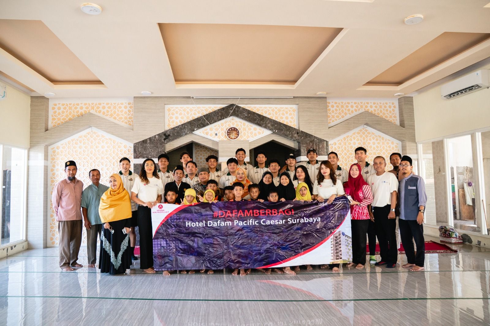 Dafam Pacific Caesar Surabaya Rayakan Ulang Tahun ke-8 bertemakan "8 Tahun Kita Bersyukur"