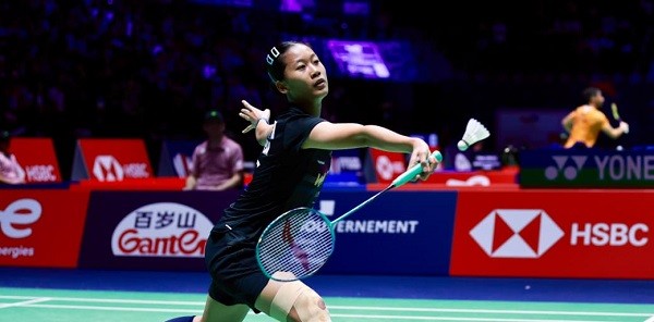 Putri KW Tampil Memukau di Laga Perdana Kejuaraan Dunia BWF 2025, Waspadai Ujian Lebih Berat di Babak Selanjutnya