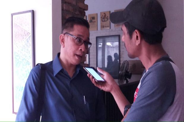 “Senjakala Kapitalisme Global: Paradoks AI, UBI, dan Geneologi Perubahan Politik Indonesia”