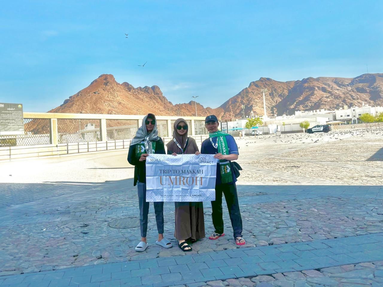 Lewat Program MORA Impact, Tiga Karyawan Jalani Perjalanan Umrah