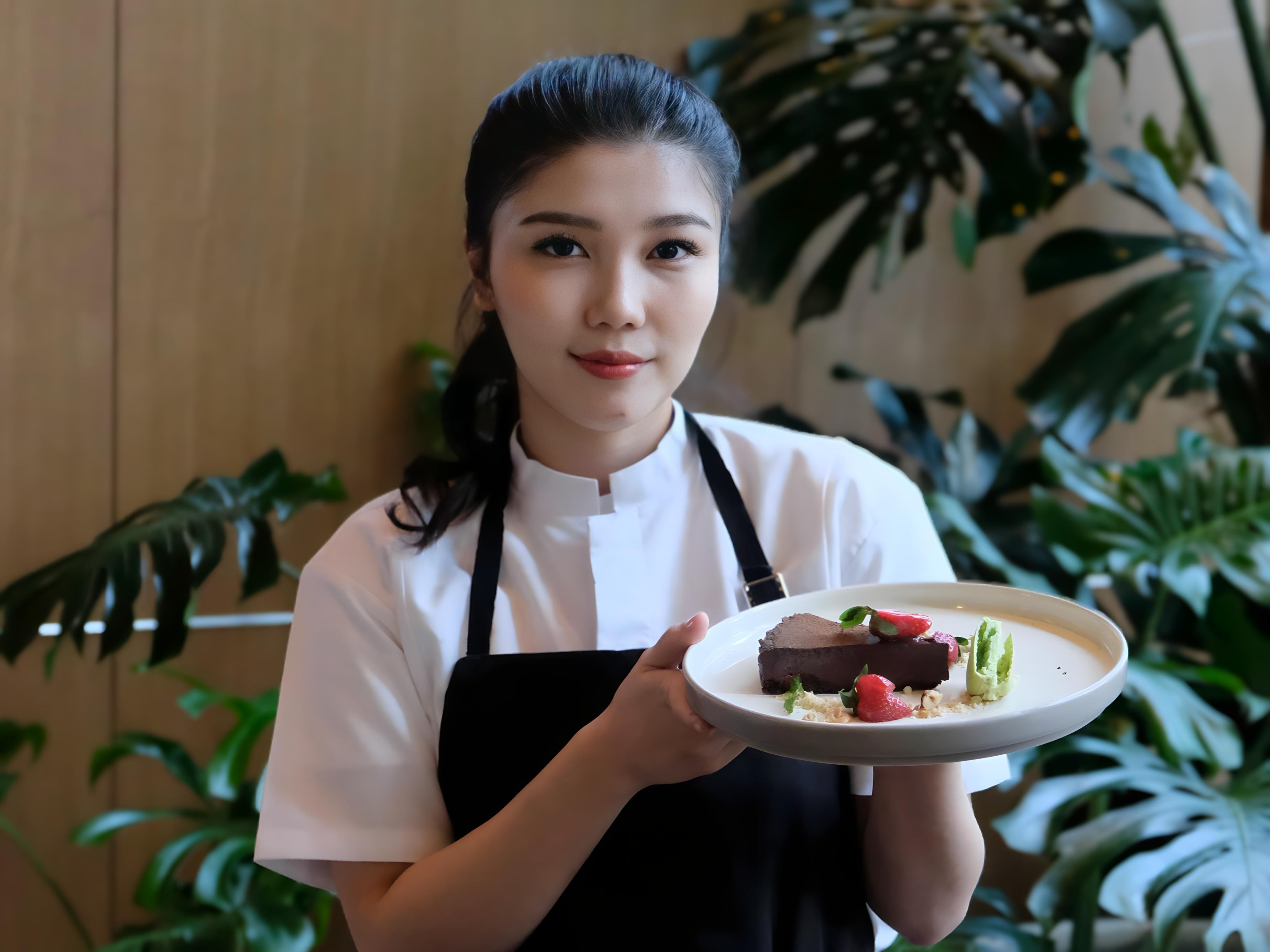 Four Points by Sheraton Surabaya Hadirkan “Chocolate Class” Bersama Juara MasterChef Indonesia Season 11