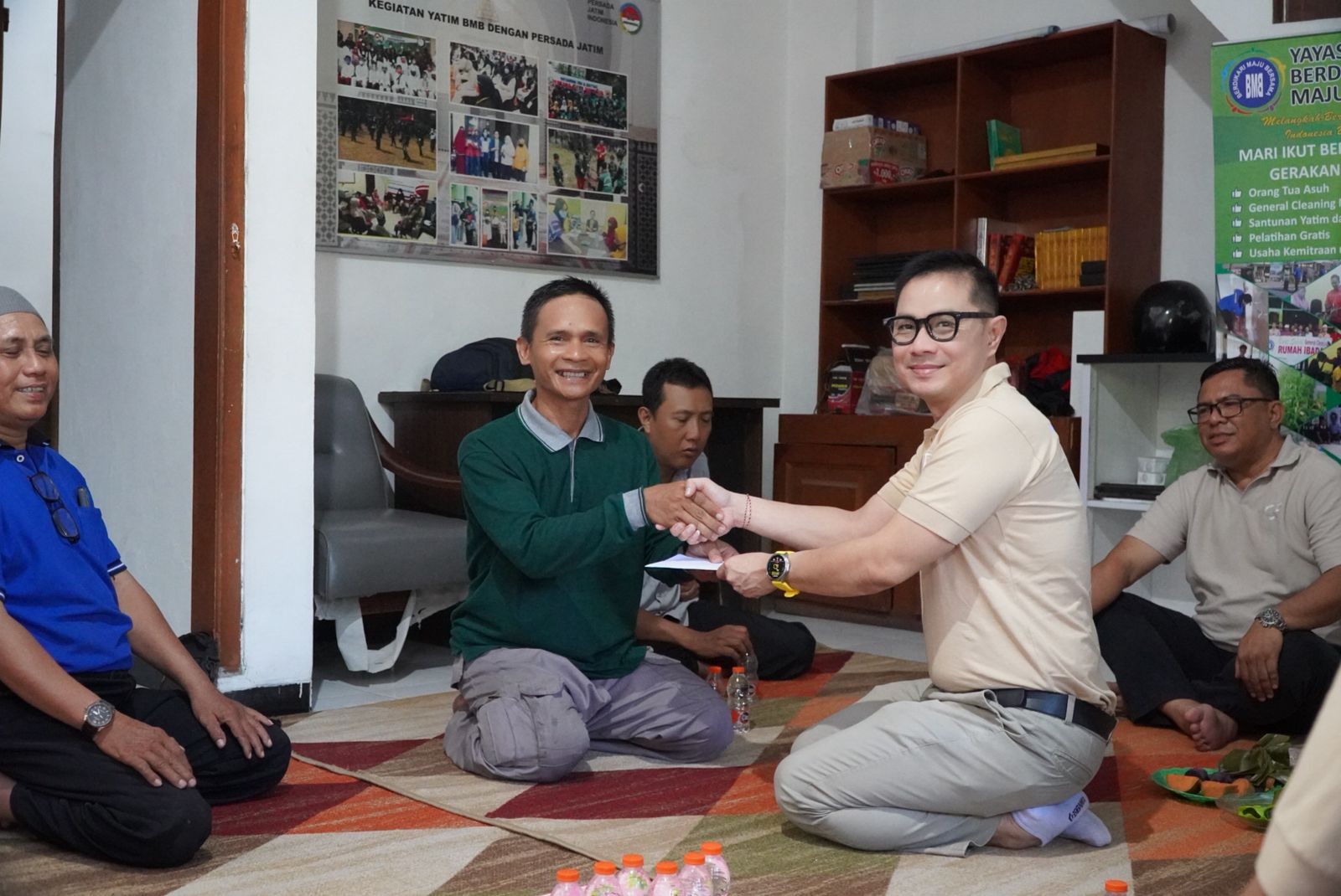 Crown Prince Hotel Perkuat Citra Sosial Lewat Aksi Bersih Masjid