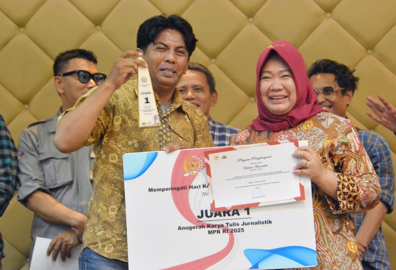 Sekjen MPR Umumkan Pemenang Lomba Jurnalistik, Janji Perluas Kategori Tahun Depan
