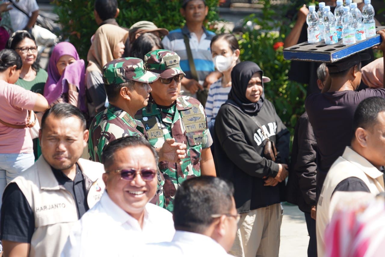 Korem 084/Bhaskara Jaya Dukung Gerakan Pangan Murah di Surabaya