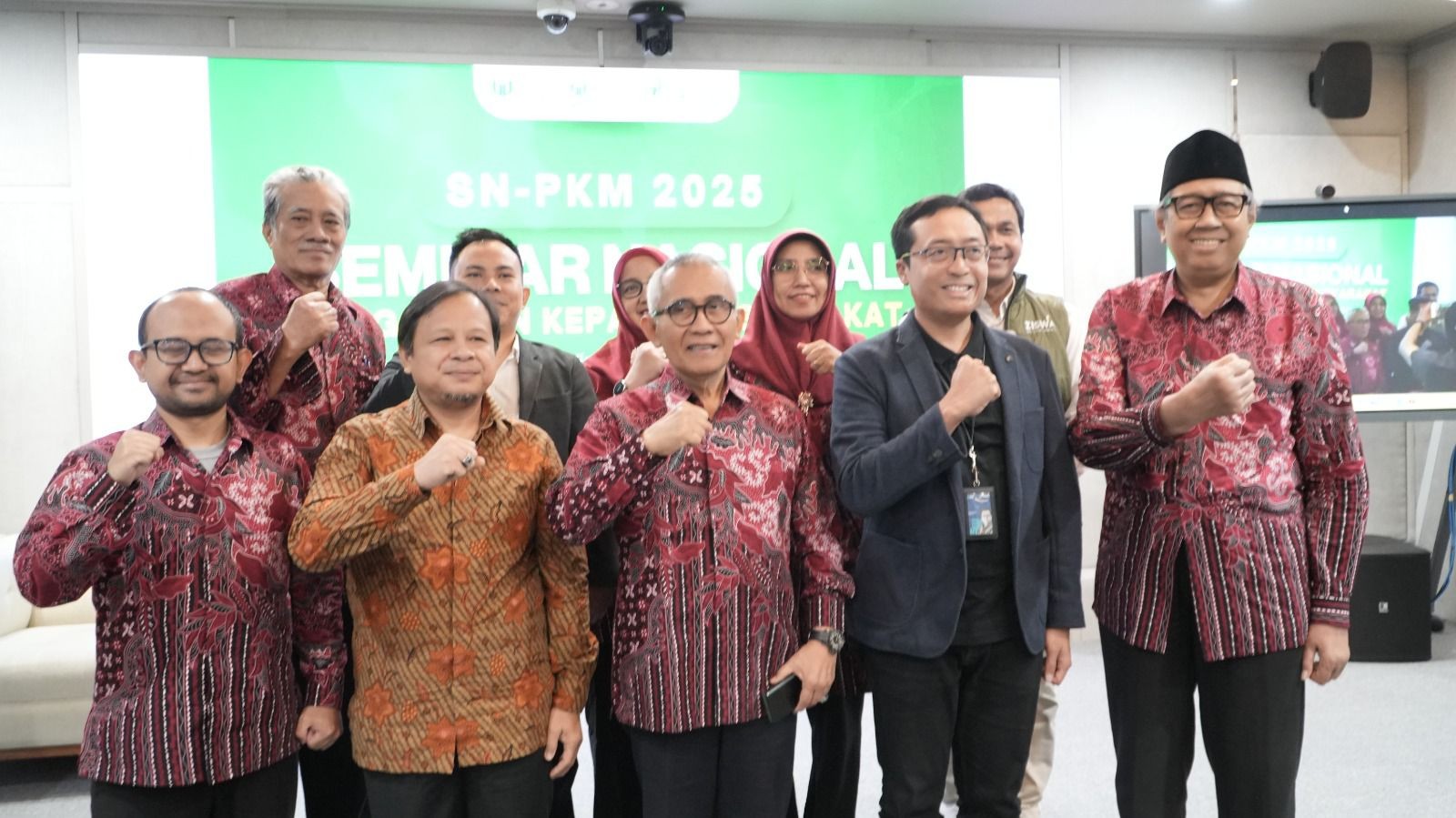 Seminar Nasional PKM Unusa 2025: Kolaborasi Perguruan Tinggi dan Industri Hadirkan Solusi Berdampak bagi Masyarakat