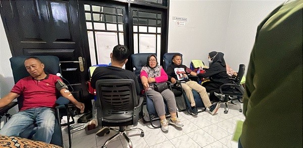 Kantor DPD RI Provinsi Gorontalo Rayakan HUT ke-21 dengan Bakti Sosial dan Beragam Kreativitas