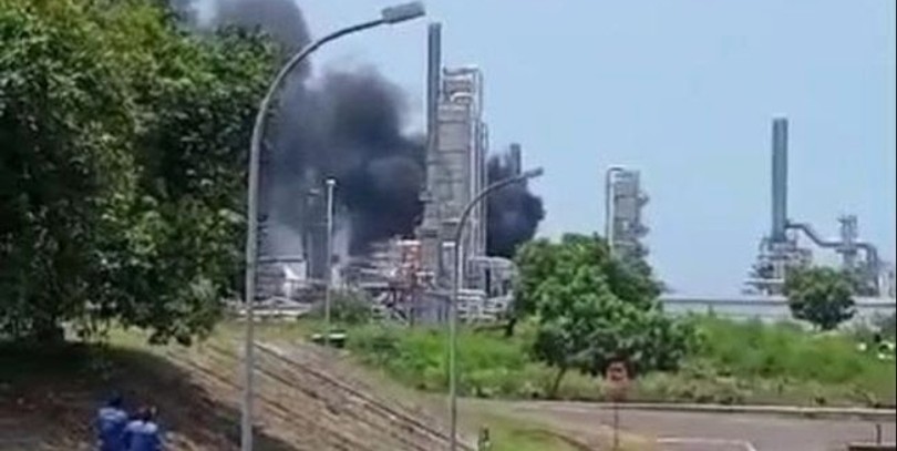 PKS: Pemerintah Harus Reformasi Total Sektor Migas, Masak Kilang Terbakar Terus
