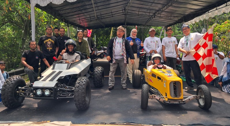 Senator Agita Buka Lomba Kereta Peti Sabun DAMAS XII 2025 di Pasar Seni ITB