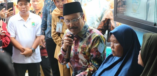 Mensos Pastikan Penerima BLTS Tepat Sasaran