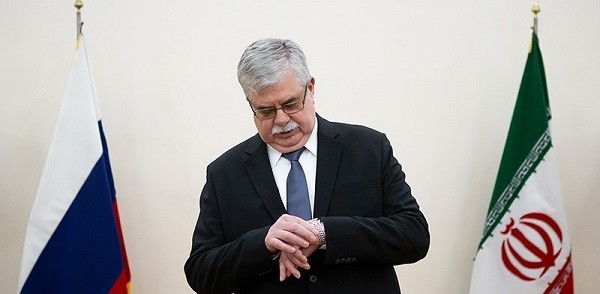 Rusia Bakal Lanjutkan Semua Proyek Bersama dengan Iran, Menentang Ancaman dan Sanksi PBB