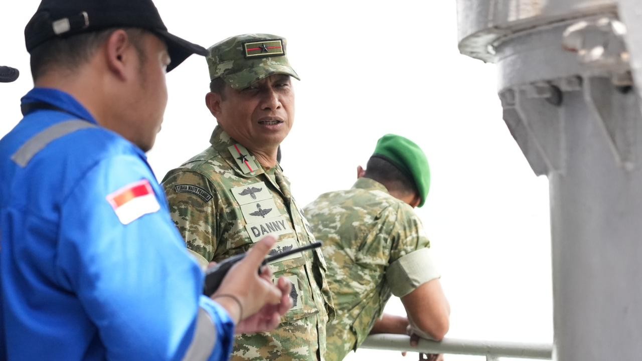 Menhan RI Tinjau Uji Coba Kapal Selam Tanpa Awak di Koarmada II, Danrem 084/BJ Turut Dampingi