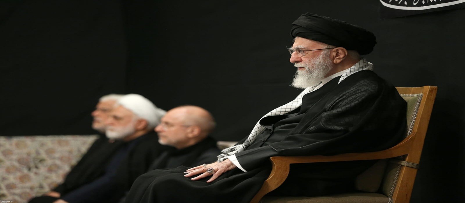 Khamenei: Jika AS Akhiri Dukungannya Terhadap Israel, Permintaan Kerjasama dengan Iran Dapat Dipertimbangkan