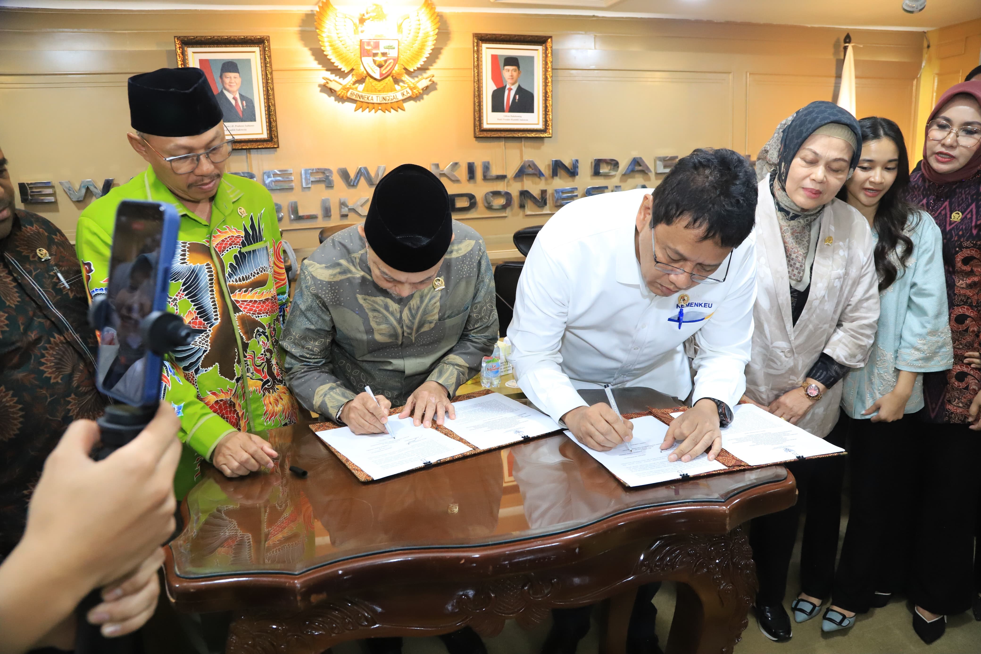 Pimpinan DPD RI  Ajak Menkeu Supervisi Kemandirian Fiskal Daerah