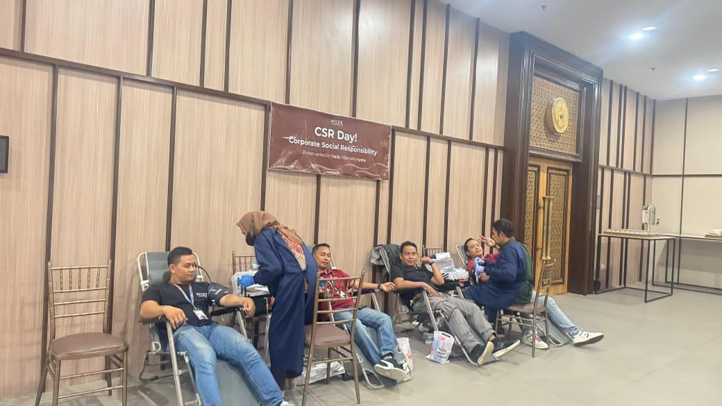 MYZE Hotel Sumenep Wujudkan Kepedulian Sosial Lewat Donor Darah dan Pemeriksaan Mata Gratis