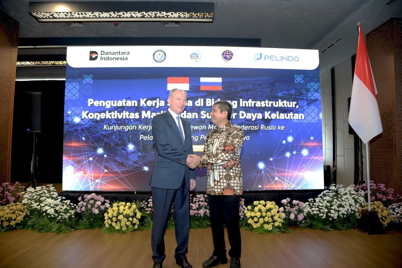 Pelindo dan Federasi Rusia Jajaki Kerja Sama Logistik Internasional di Tanjung Perak