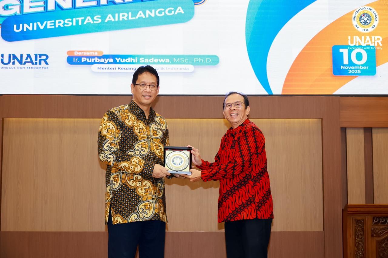 Menkeu Purbaya Uraikan Stabilitas Ekonomi dalam Studium Generale Dies Natalis ke-71 UNAIR