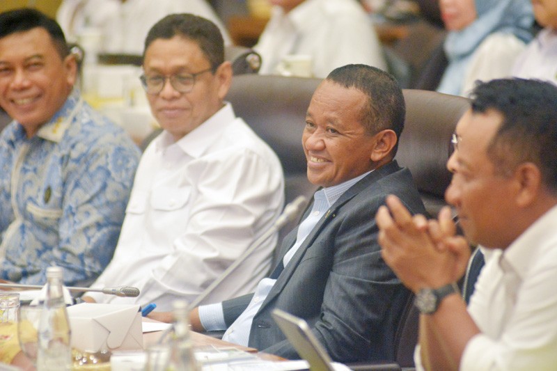 Raker Komisi XII DPR dengan Menteri ESDM