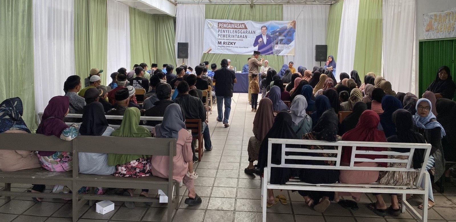 M Rizky Dorong Pemerataan Sarana Pendidikan di Wilayah Puncak